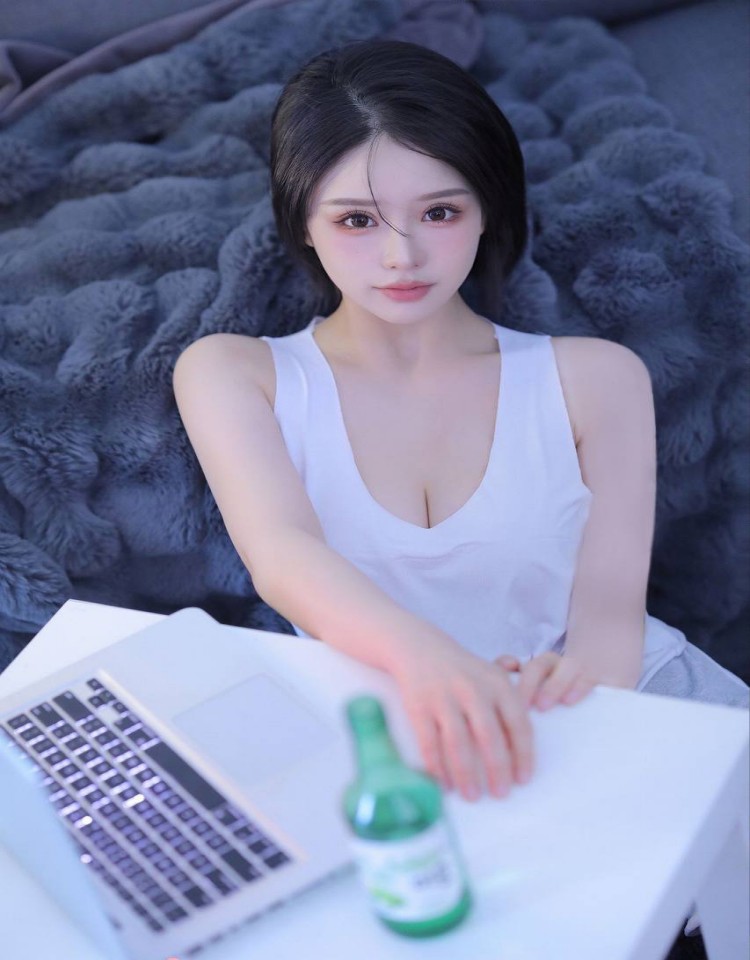 大地二大全免费观看黑暗荣耀,午夜电影网